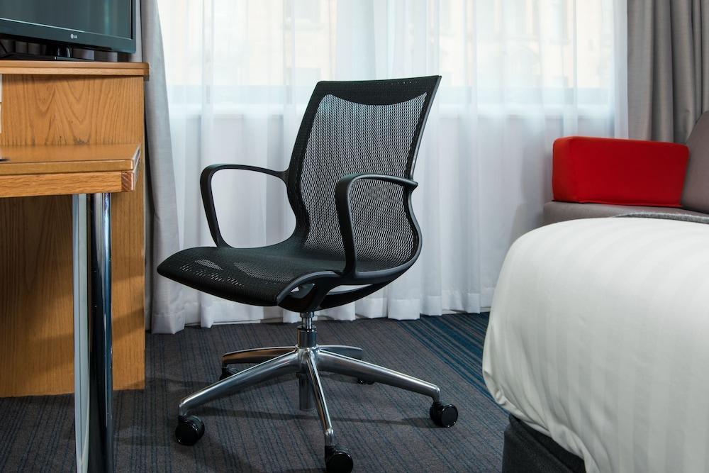 Holiday Inn Express - Glasgow - City Ctr Riverside By Ihg מראה חיצוני תמונה