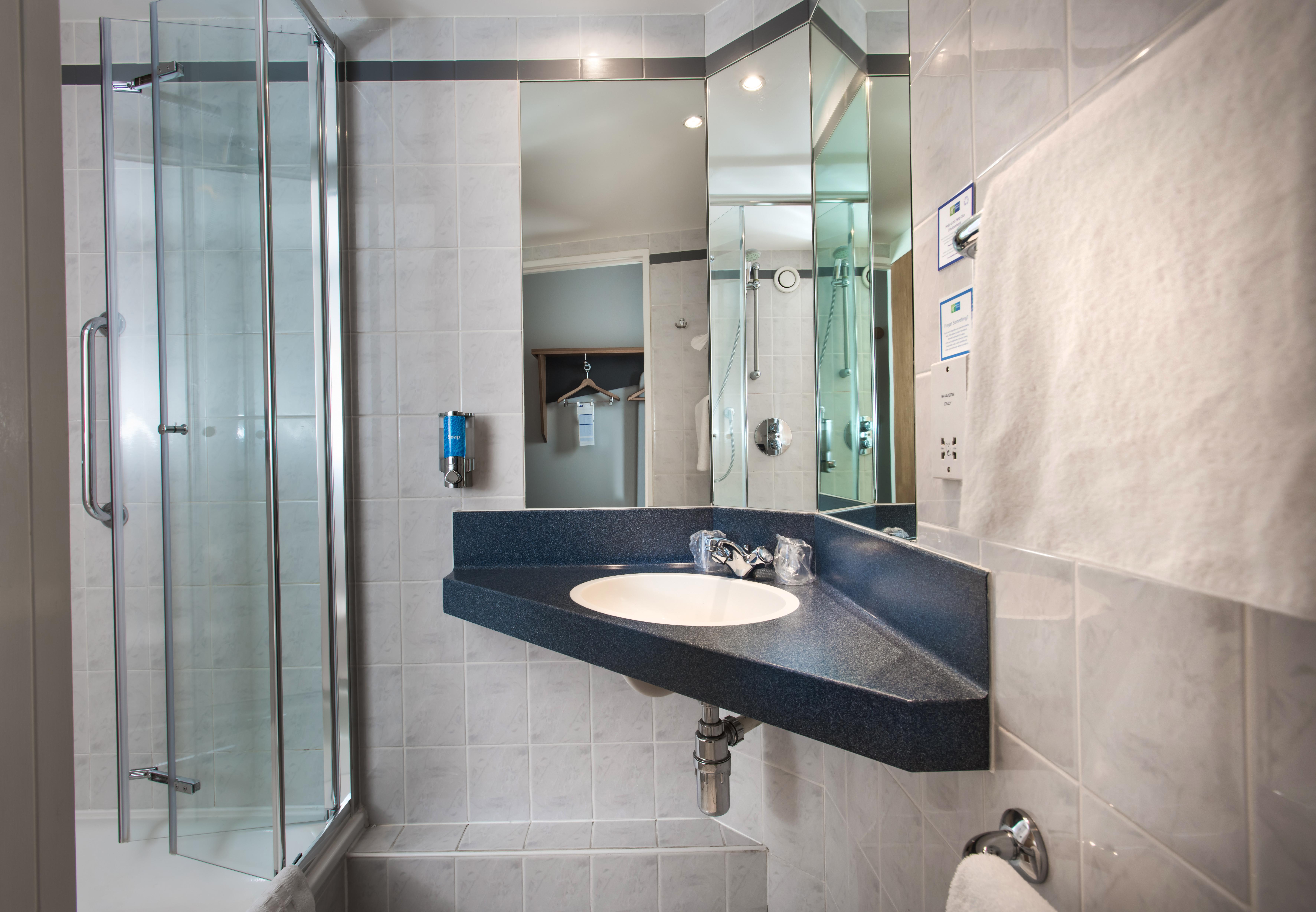 Holiday Inn Express - Glasgow - City Ctr Riverside By Ihg מראה חיצוני תמונה