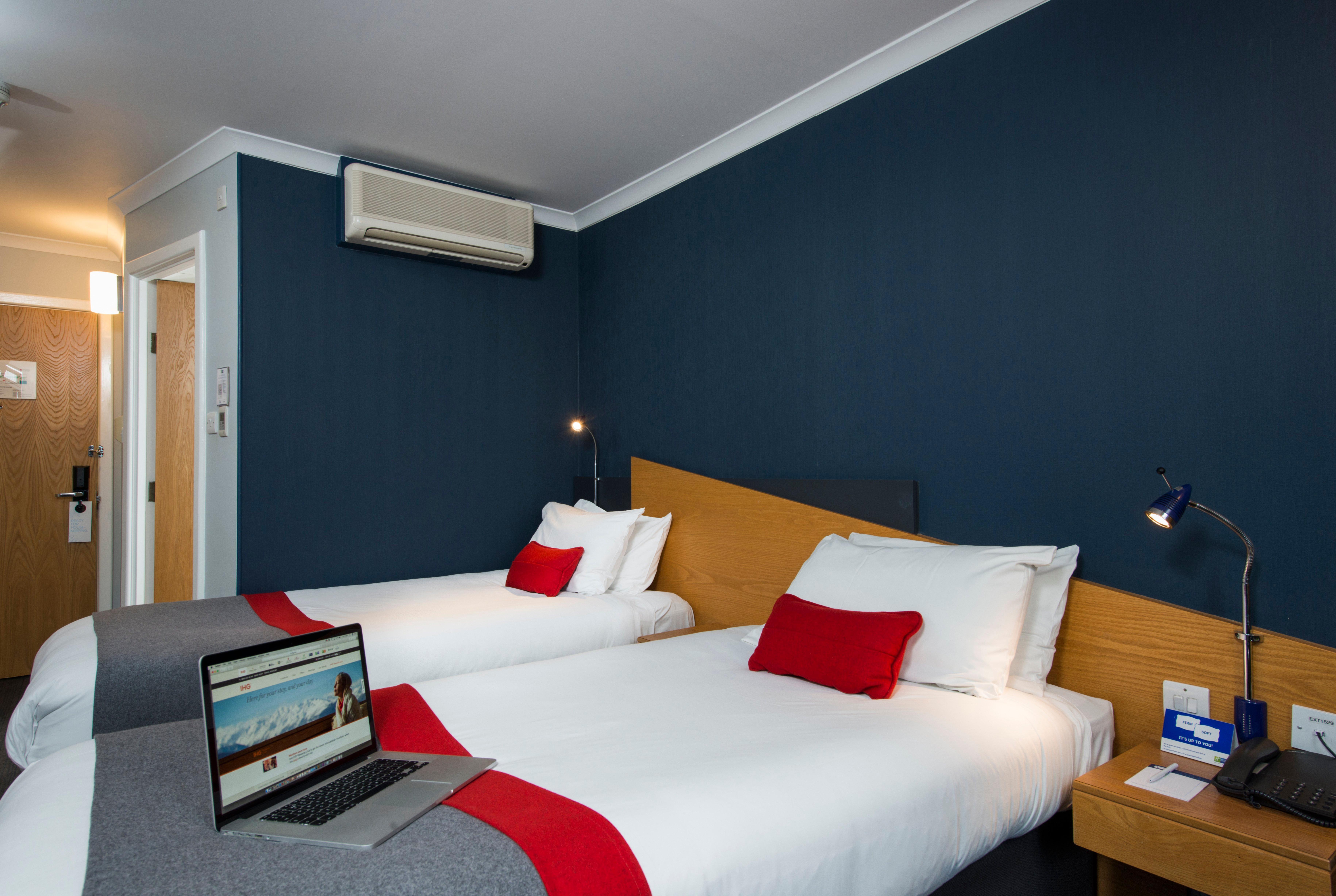 Holiday Inn Express - Glasgow - City Ctr Riverside By Ihg מראה חיצוני תמונה