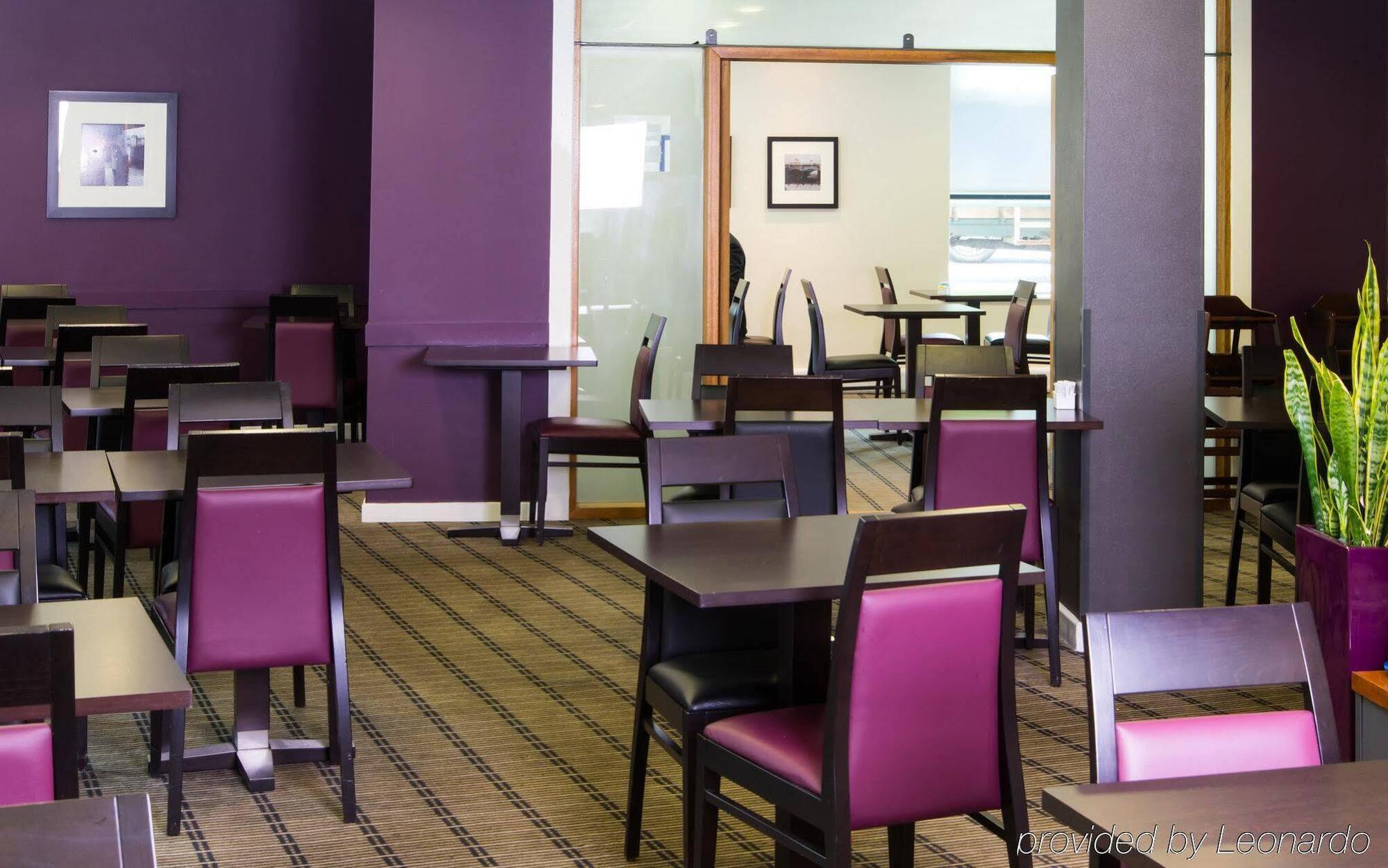 Holiday Inn Express - Glasgow - City Ctr Riverside By Ihg מראה חיצוני תמונה